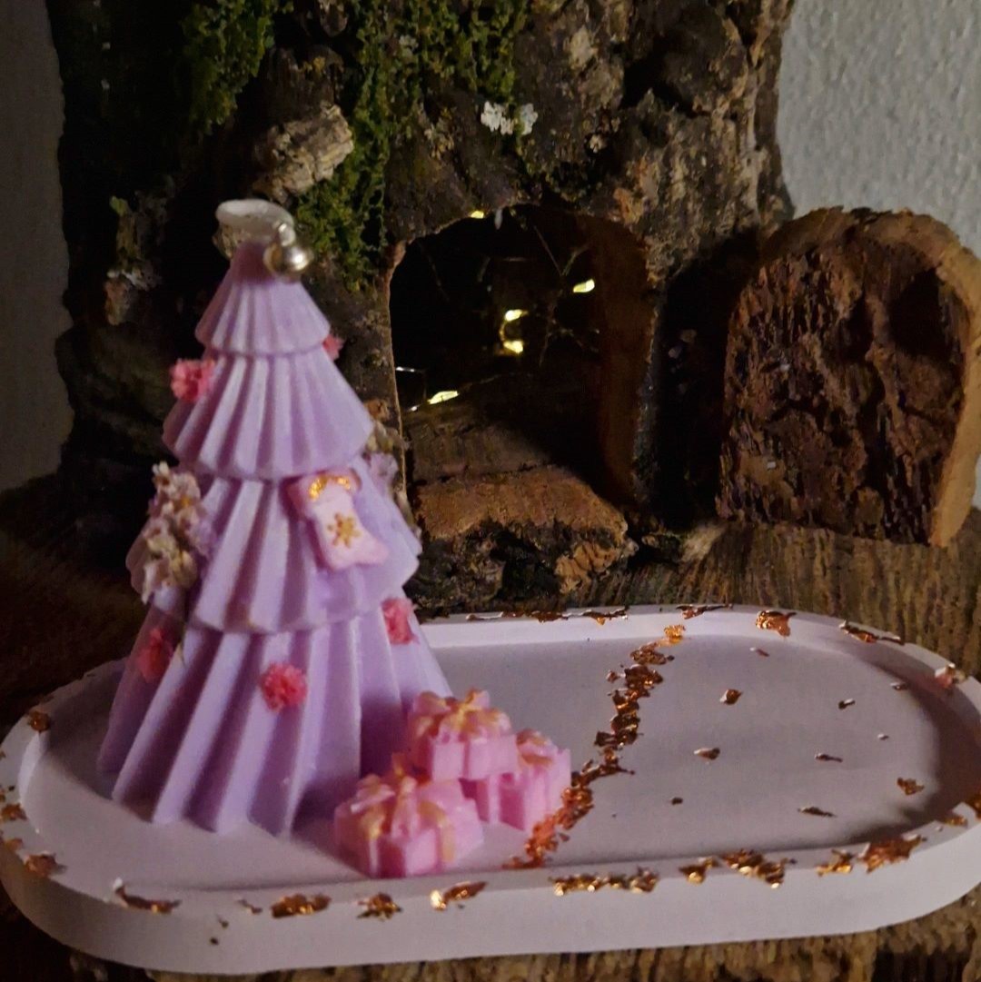 Christmas Tree Candle - Image 4